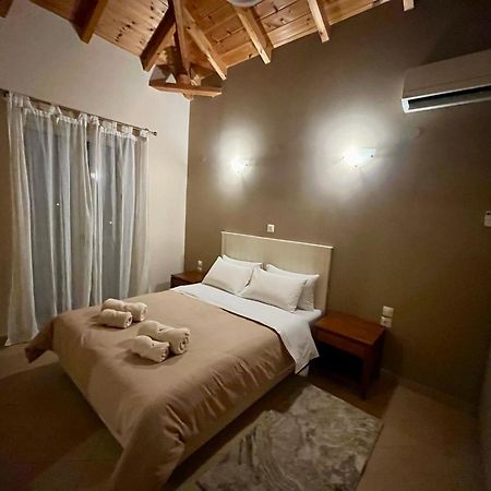 Riza Apartments Kardhamili Bagian luar foto